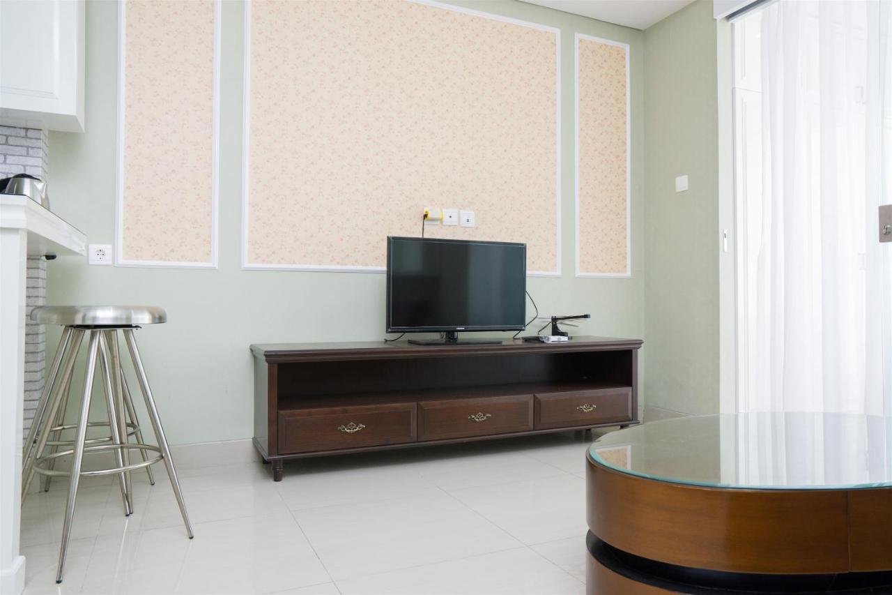 Spacious 1Br Dago Suites Apartment By Travelio Bandung Kültér fotó
