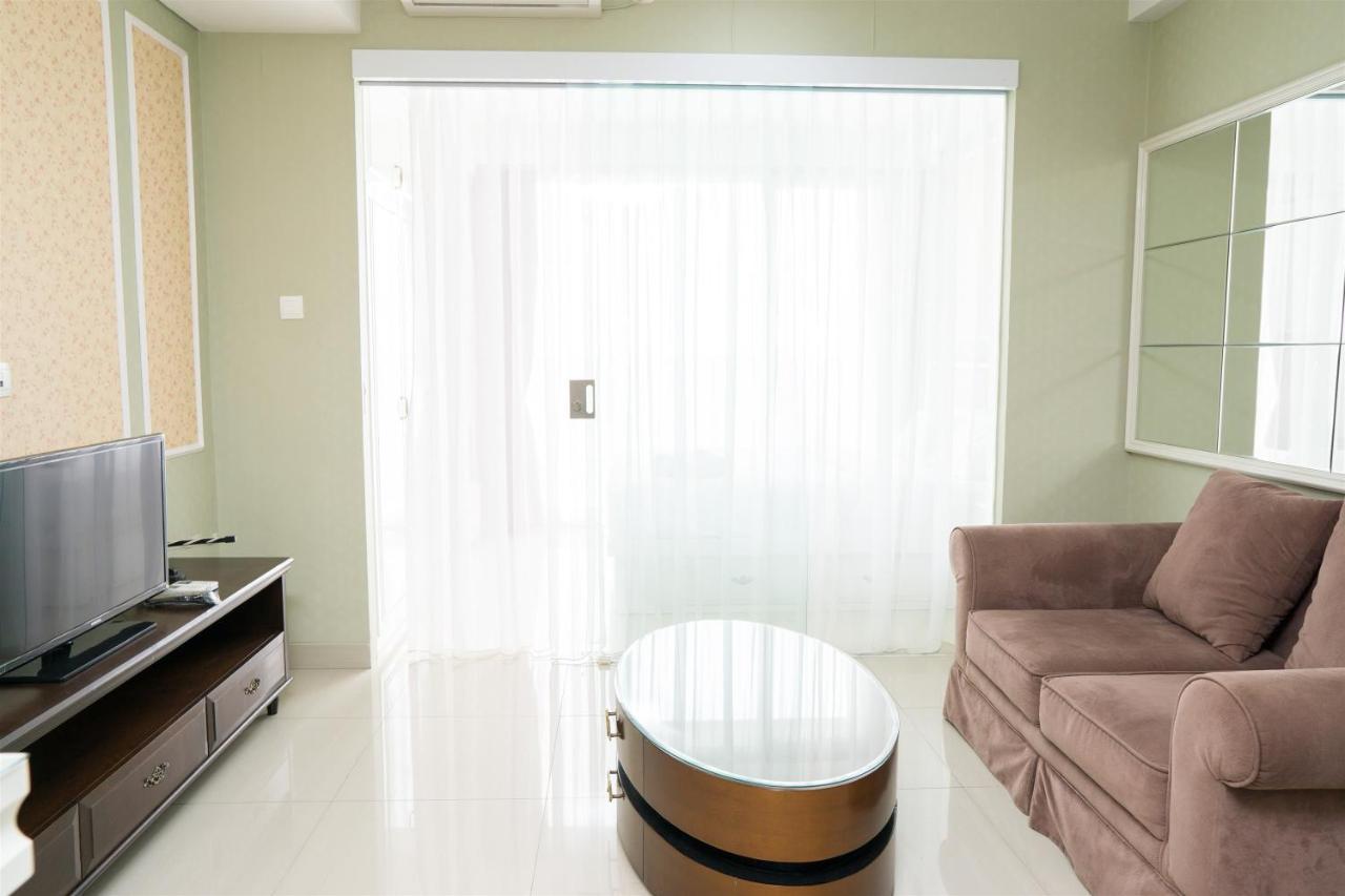 Spacious 1Br Dago Suites Apartment By Travelio Bandung Kültér fotó